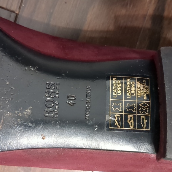 Hugo Boss suede flats - Picture 5 of 5